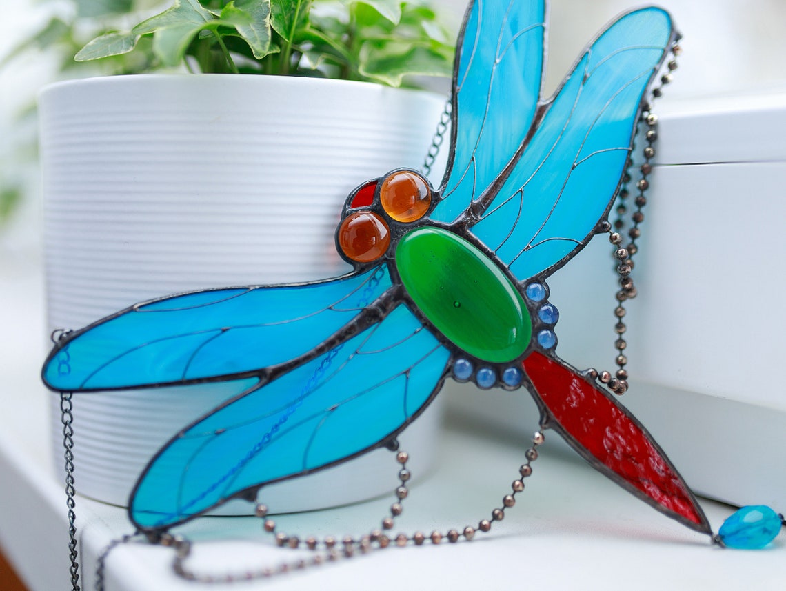 Stained Glass Dragonfly Suncatcher - Vibrant and Meaningful Decor