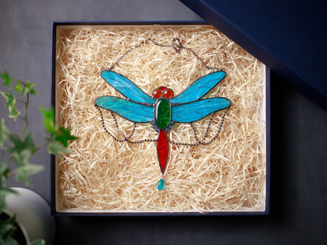 Stained Glass Dragonfly Suncatcher - Vibrant and Meaningful Decor