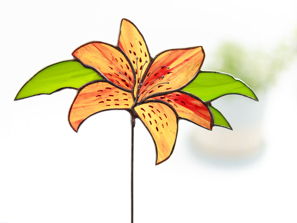 Stained Glass Blue Lily Plant Stake