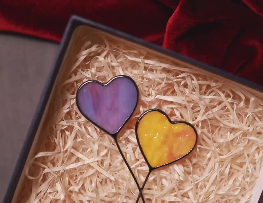 Stain glass heart plant stake, Valentines day gift, Heart garden stake, St Valentine decor, Christmas gifts for her