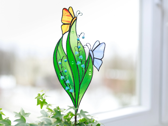 Stained Glass Lily of the Valley Plant Stakes Butterfly on Green Leaf Suncatcher Mothers Day Gift Glass Plant Decor For Pots