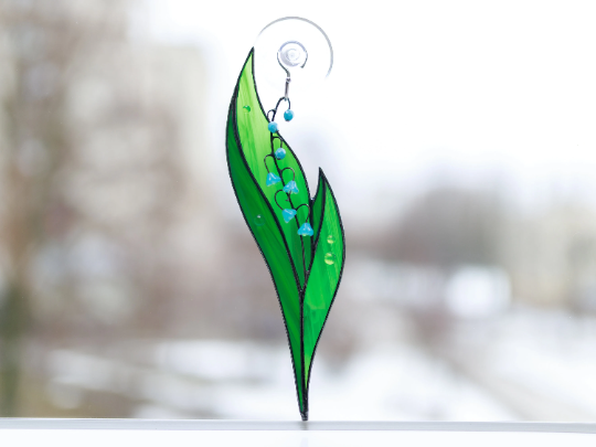 Stained Glass Lily of the Valley Plant Stakes Butterfly on Green Leaf Suncatcher Mothers Day Gift Glass Plant Decor For Pots
