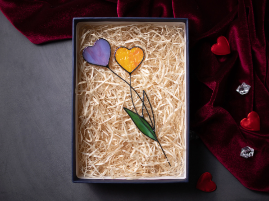 Stain glass heart plant stake, Valentines day gift, Heart garden stake, St Valentine decor, Christmas gifts for her