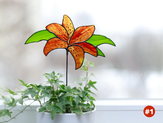 Stained Glass Blue Lily Plant Stake